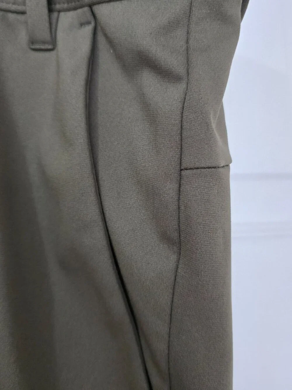 Lands' End Men's Performance Golf Pants Tall Olive Green Stretch Size 44/T